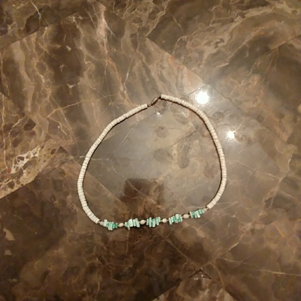 Puka shell choker