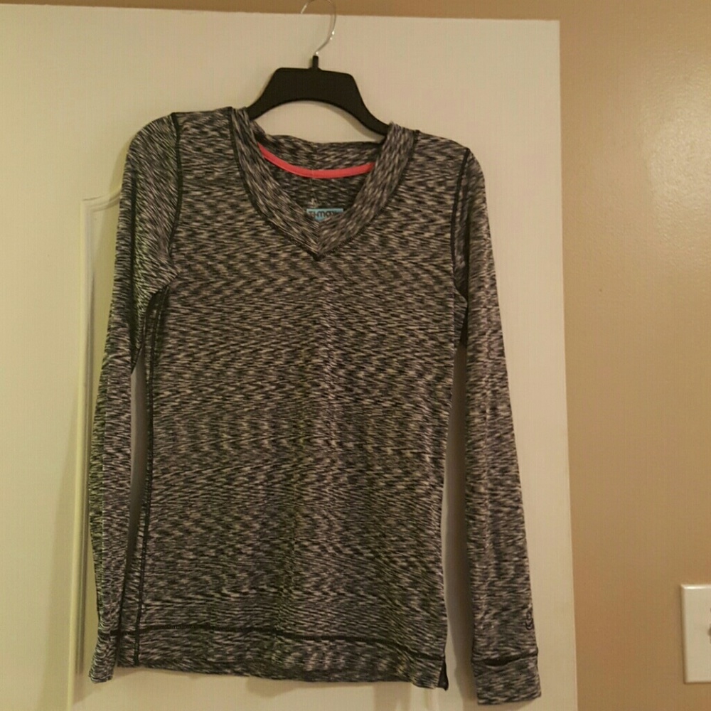 Long sleeve cuddl duds flex fit top