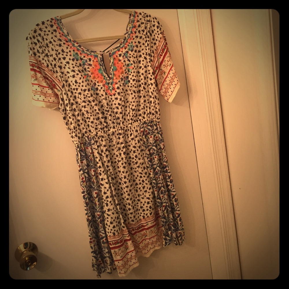 Flying Tomato Embroidered Dress/Tunic - Size M