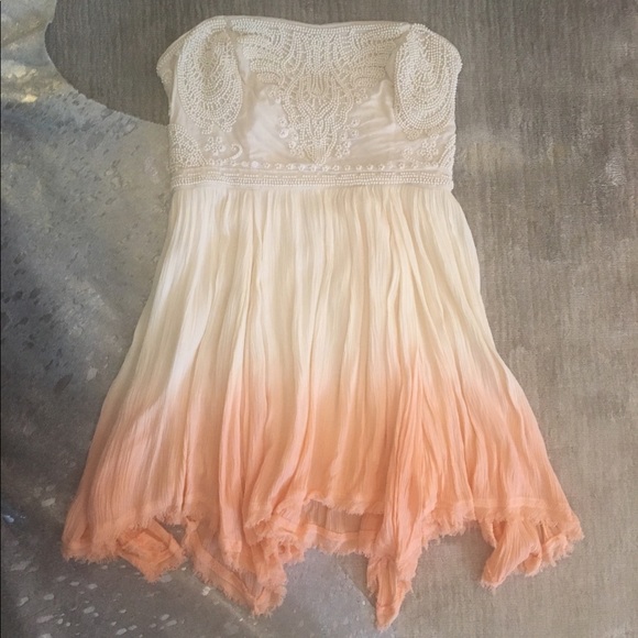 Ombré Urban Outfitters Strapless Dress - Picture 1 of 4