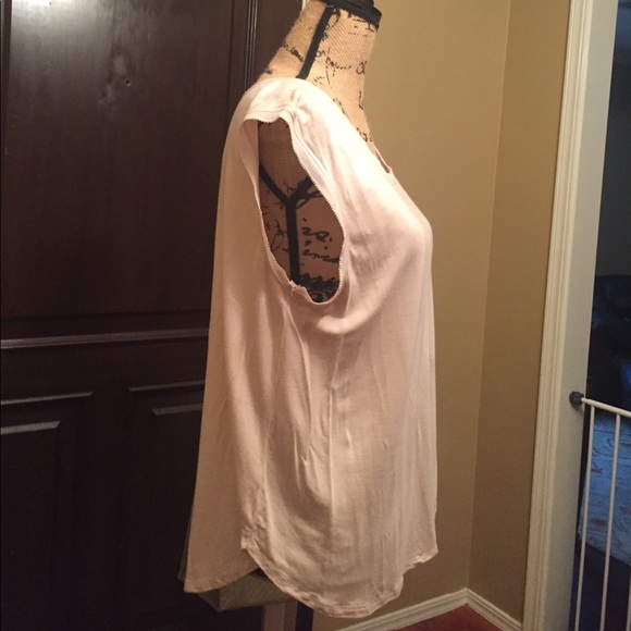 LOFT Shell Tank - Picture 2 of 5