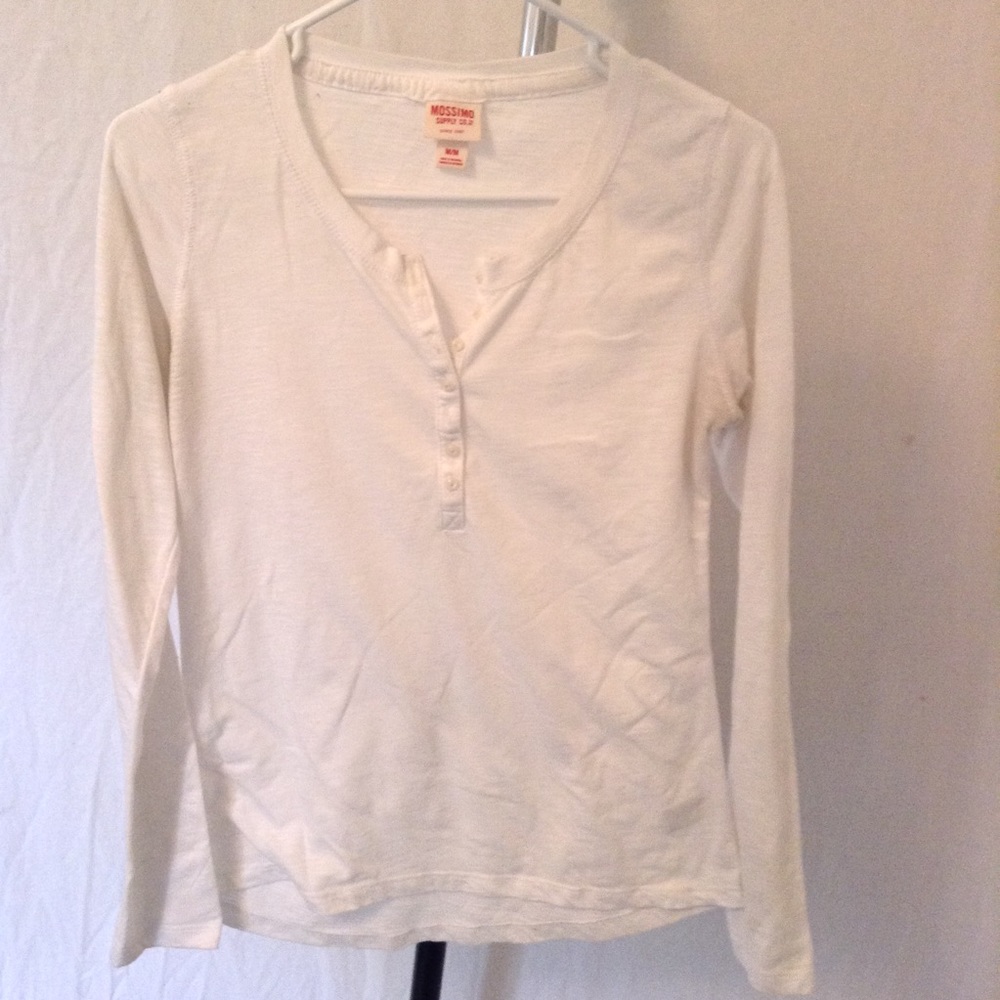White long sleeve t-shirt