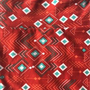 LuLaRoe TC leggings!