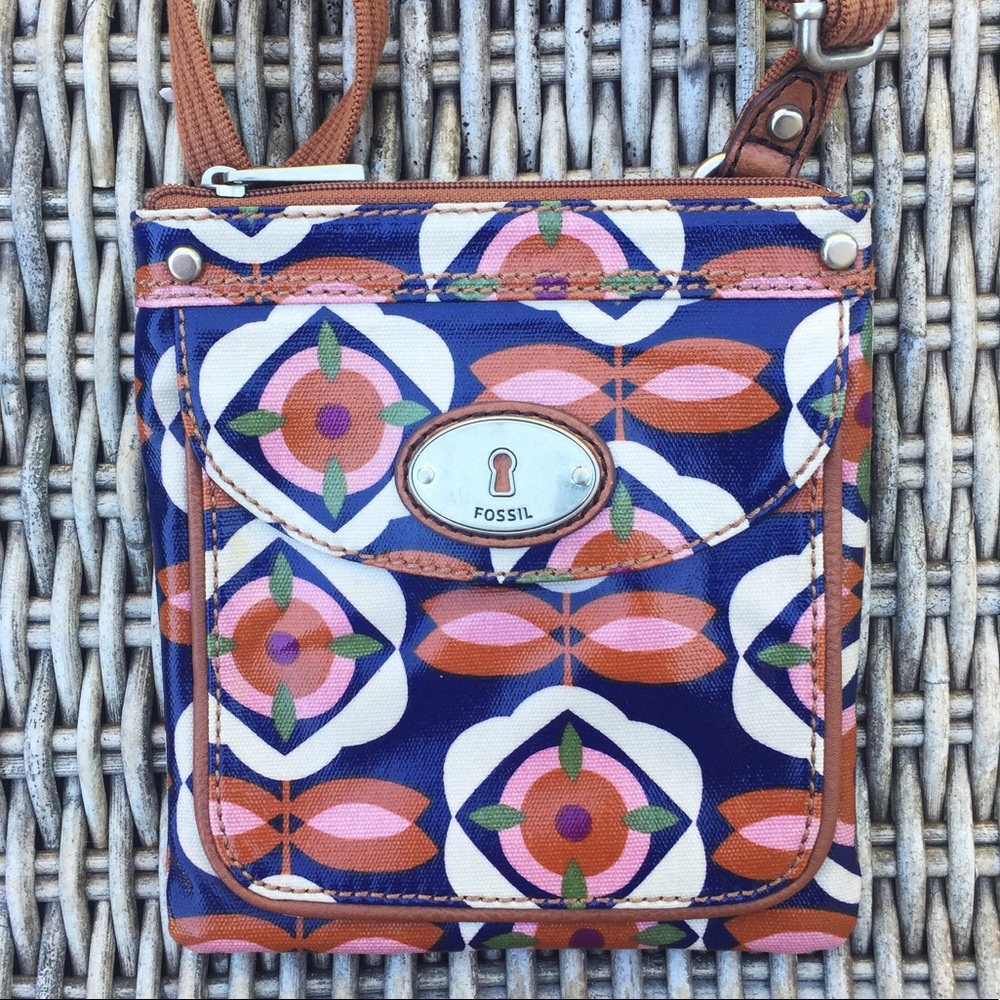 NWOT Fossil Crossbody Bag