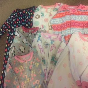 7 Carter's 1-Piece Fleece PJs 💖