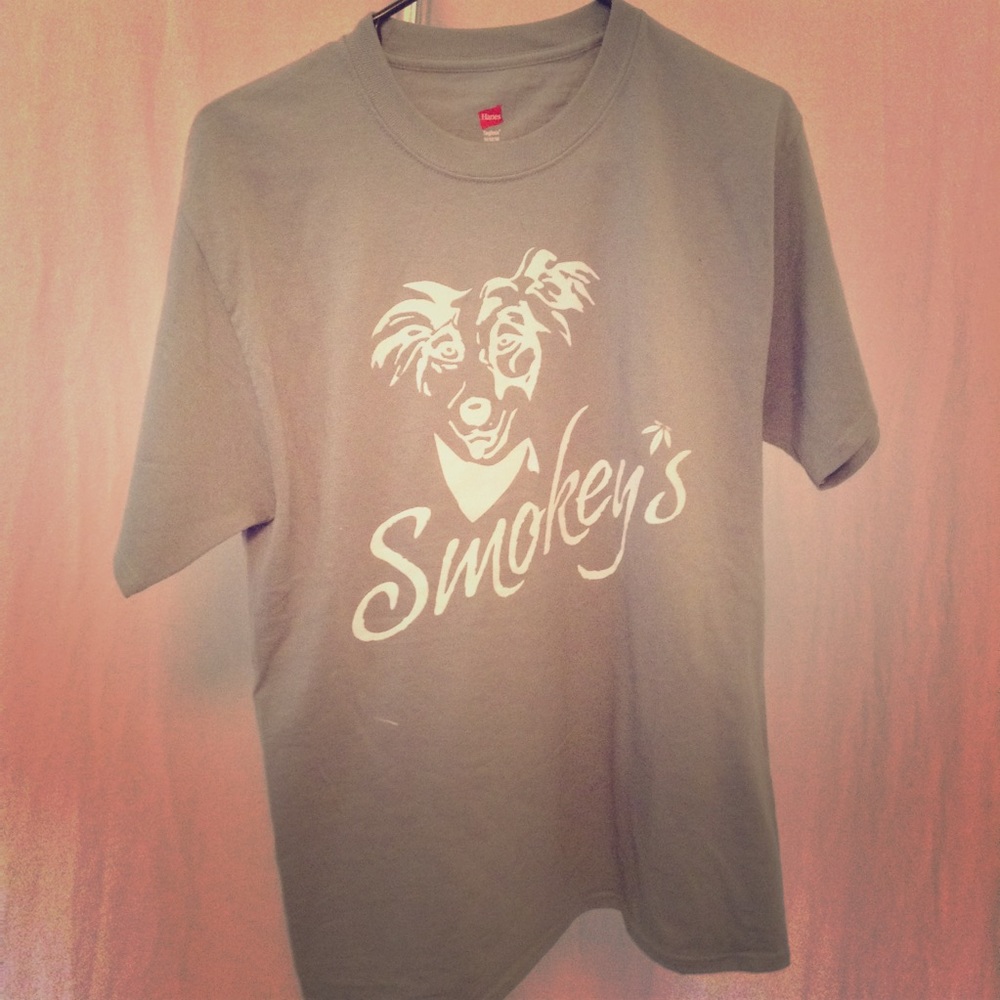 Smokey's shop t-shirt