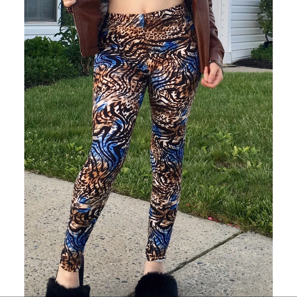 Animal print leggings