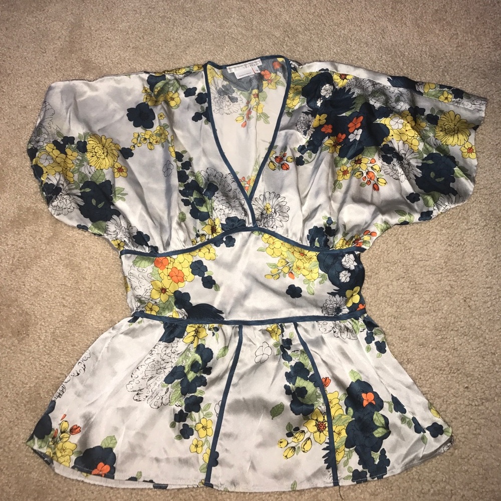 Kimono style blouse