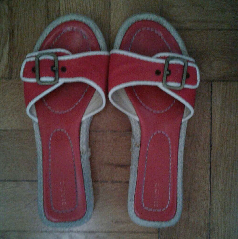 Marc Jacobs little red slides