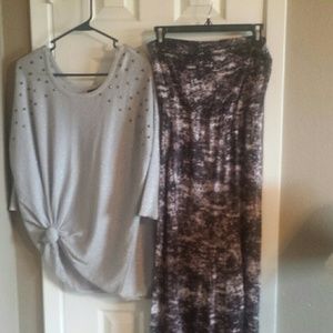 Bundle  Daytrip blouse size small and BKE maxi M