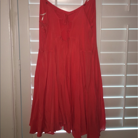 Coral Urban Dress - Picture 3 of 4