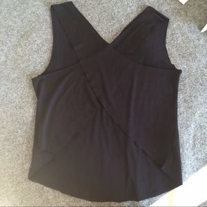 Onzie black open back tank