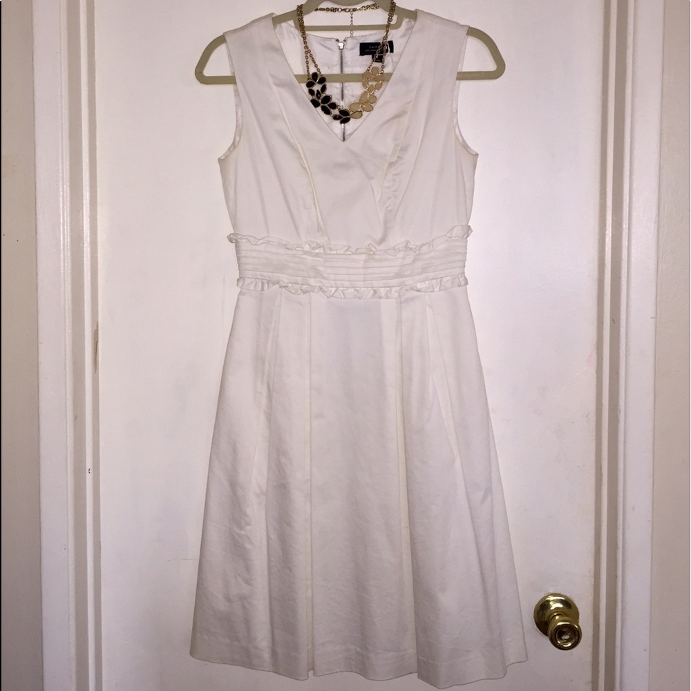 Chic White Dress🤍