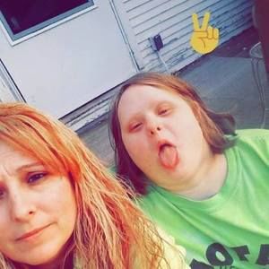 Meet your Posher, Connie