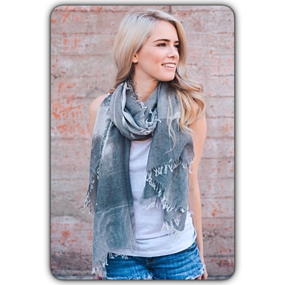 🔵CLEARANCE🔵Boho Lightweight Leaf Fringe Sold - Picture 4 of 5