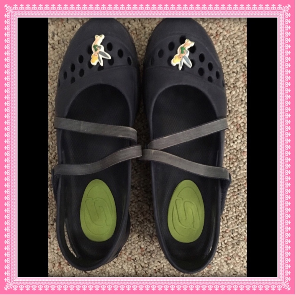 Skechers Blue Crocs size 8.5