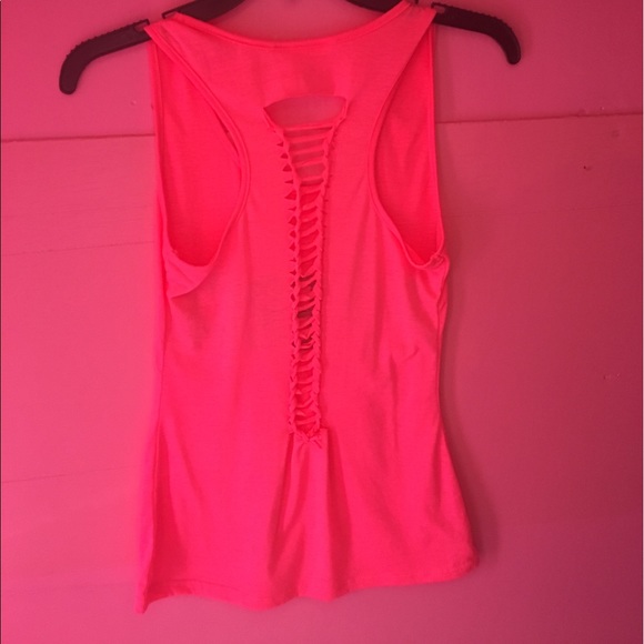 Workout tank - Picture 2 of 2