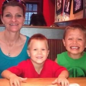 Meet your Posher, Regina