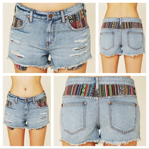 CCO💲⬇️ Free People Baja Distressed Denim Shorts - Picture 2 of 7