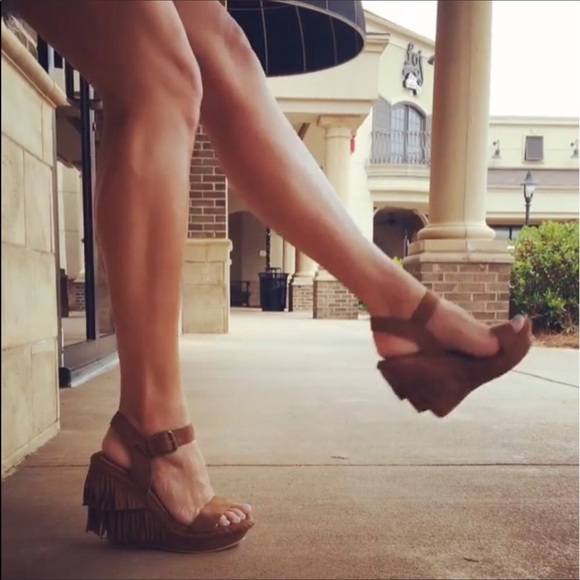Tan Boho Chic Braided Fringe Wedge - Picture 2 of 6