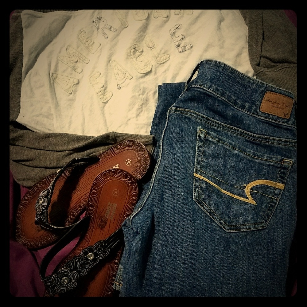 PRICE DROP American Eagle denim