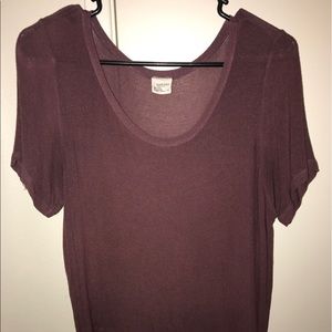 Maroon t shirt