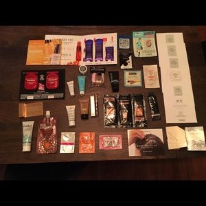 39 piece's: Makeup, Skincare, Haircare! Birchbox!