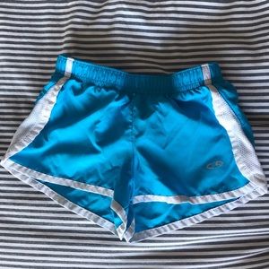 🚫SOLD LOCALLY🚫 Champion Girls runner shorts