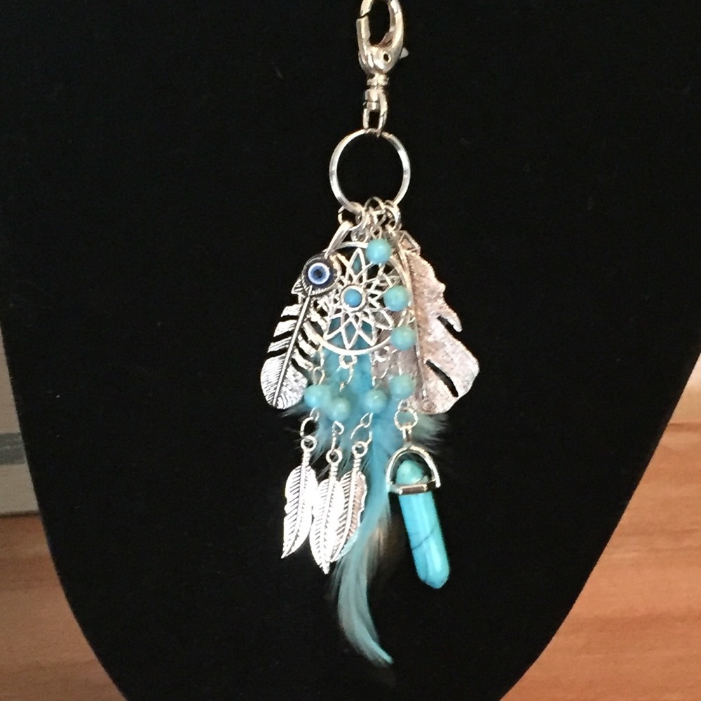 LAST ONE! Boho Feather Leaves Keychain Purse Charm - Picture 2 of 7