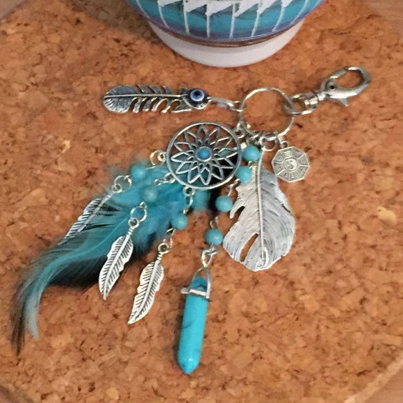 LAST ONE! Boho Feather Leaves Keychain Purse Charm - Picture 3 of 7
