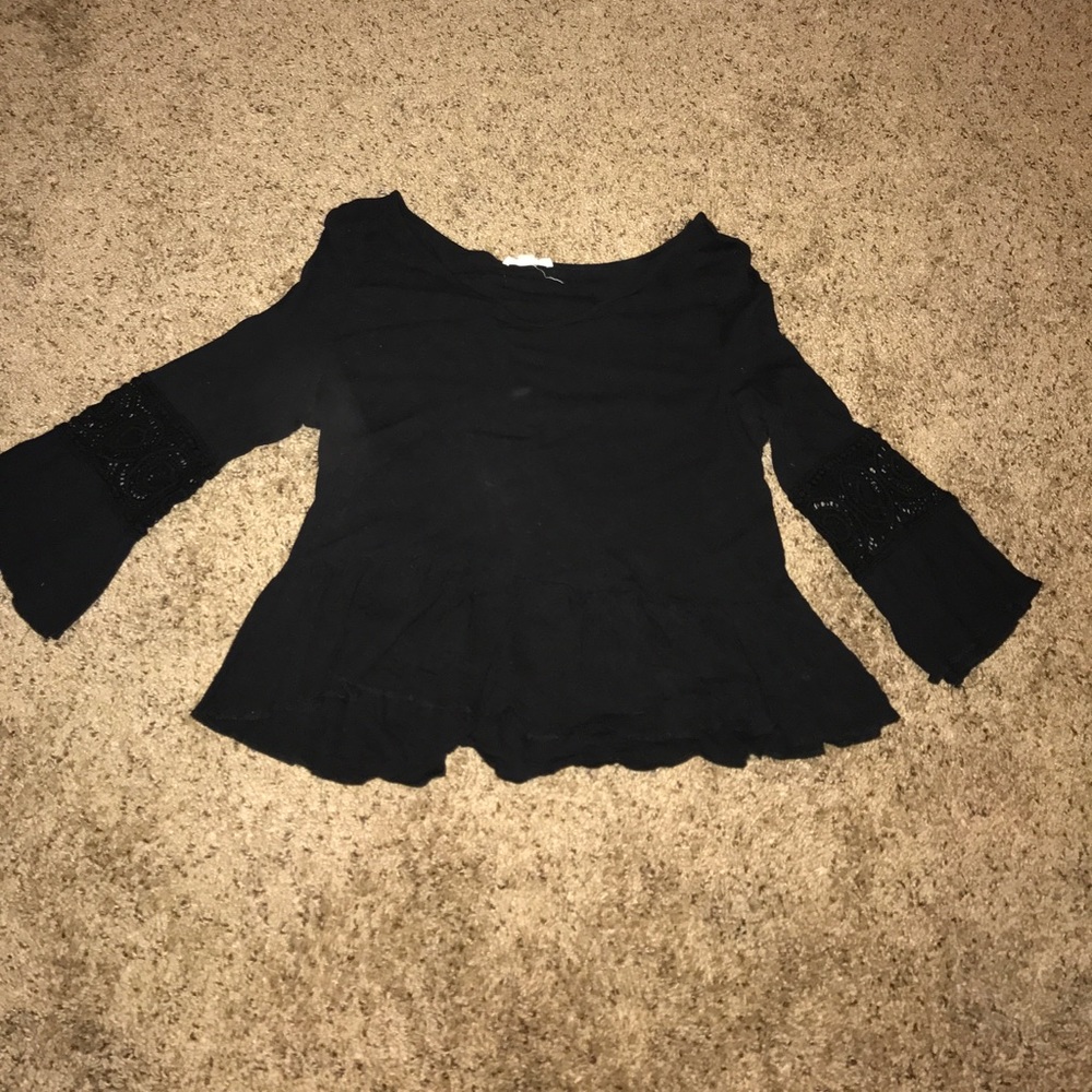 Black crop top