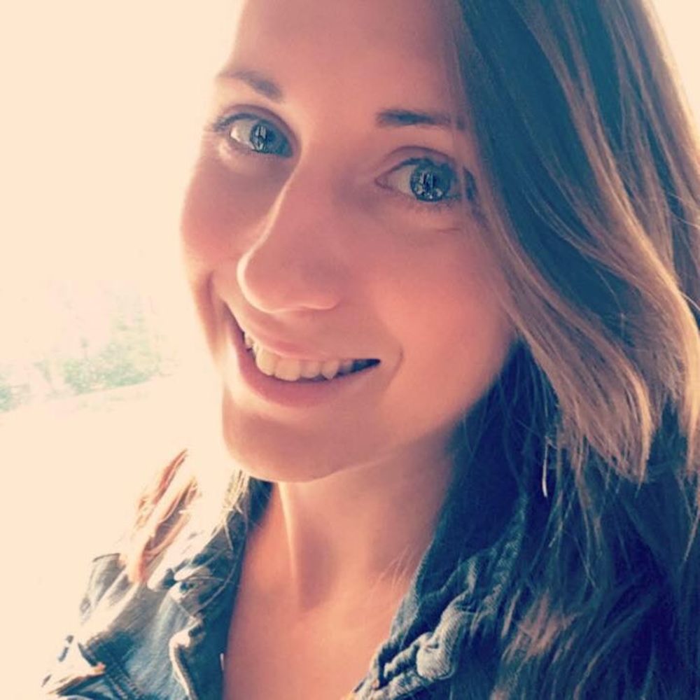Meet your Posher, Angela