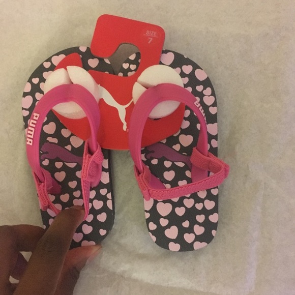 Kid's Puma Sandals - Picture 3 of 4