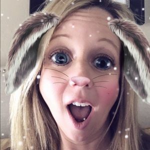 Meet your Posher, Leslie