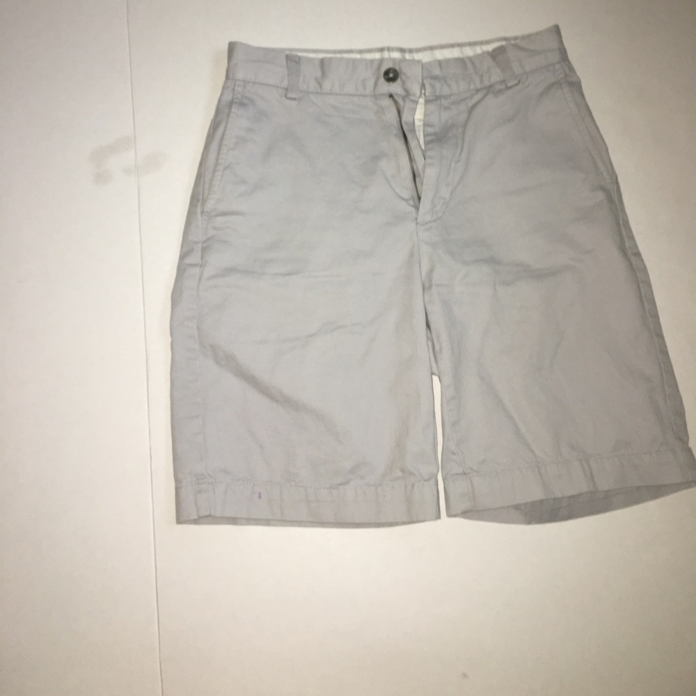 Men's Gray Roundtree & Yorke chino shorts size 28