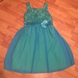 Kids size 18 1/2 dress