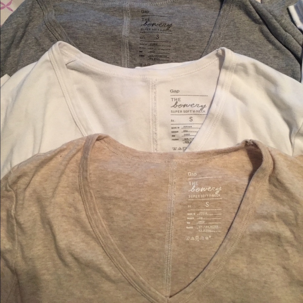 Gap the Bowery super soft v neck