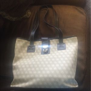 Dooney and  Burke large Shoulder bag