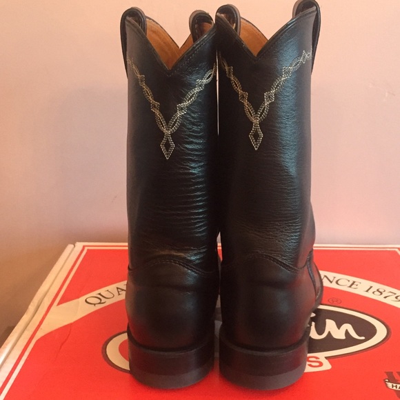 Justin Cowboy Boots - Picture 3 of 7