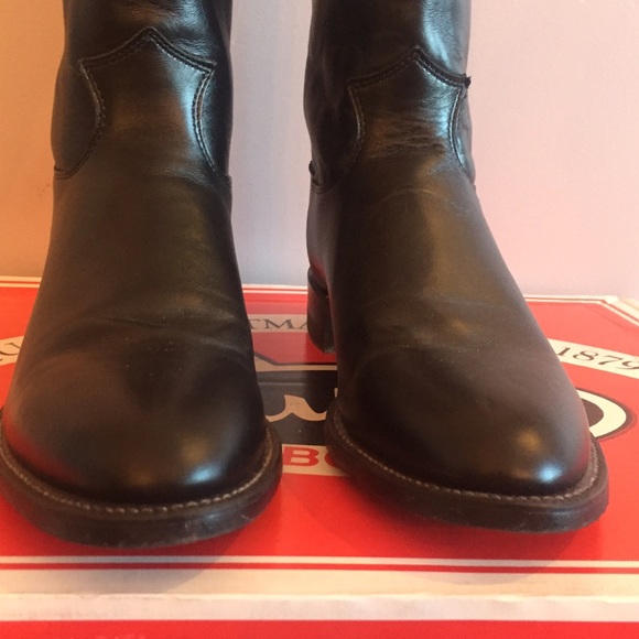 Justin Cowboy Boots - Picture 6 of 7