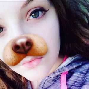 Meet your Posher, Kaitlyn