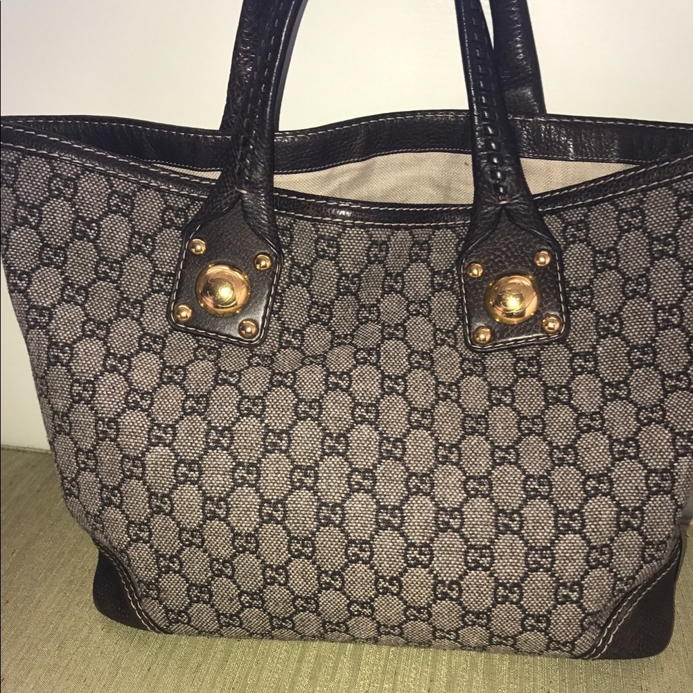 Authentic Exclusive Gucci Bag