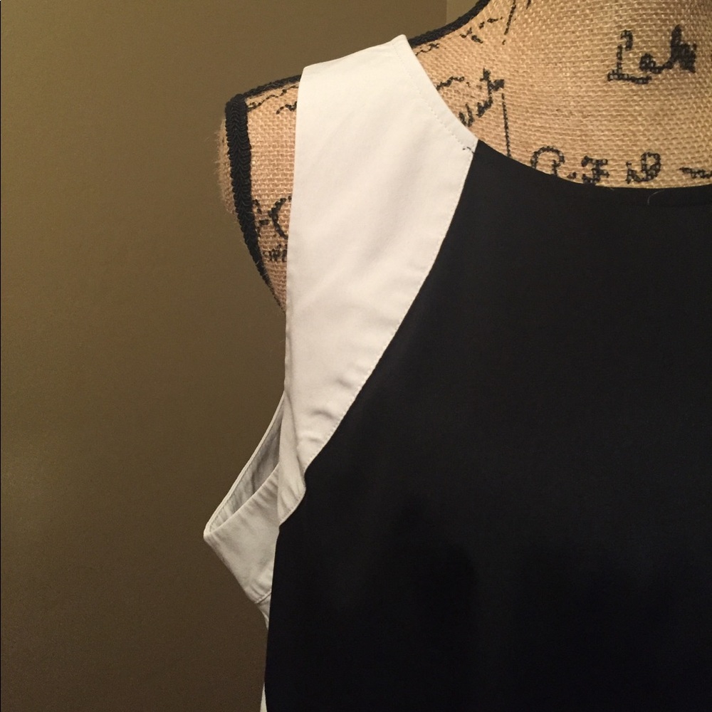 Banana Republic Shell - Picture 2 of 7