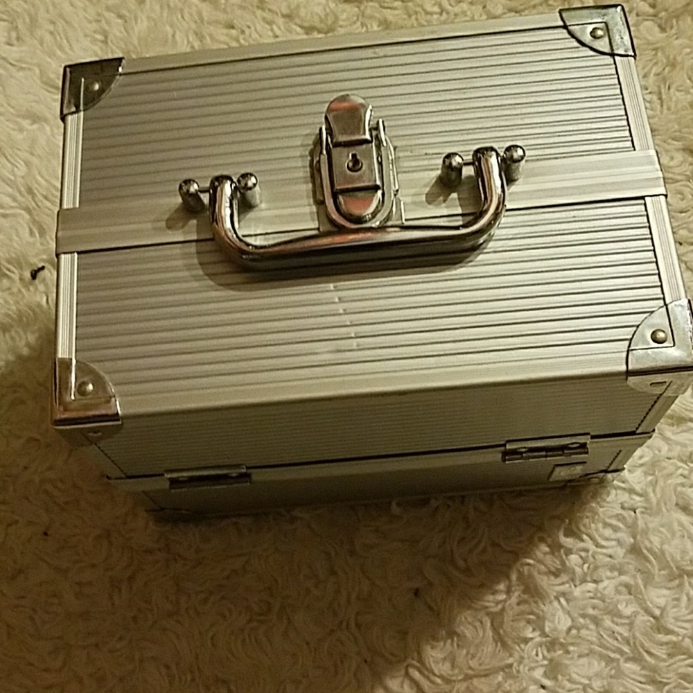 Makeup case