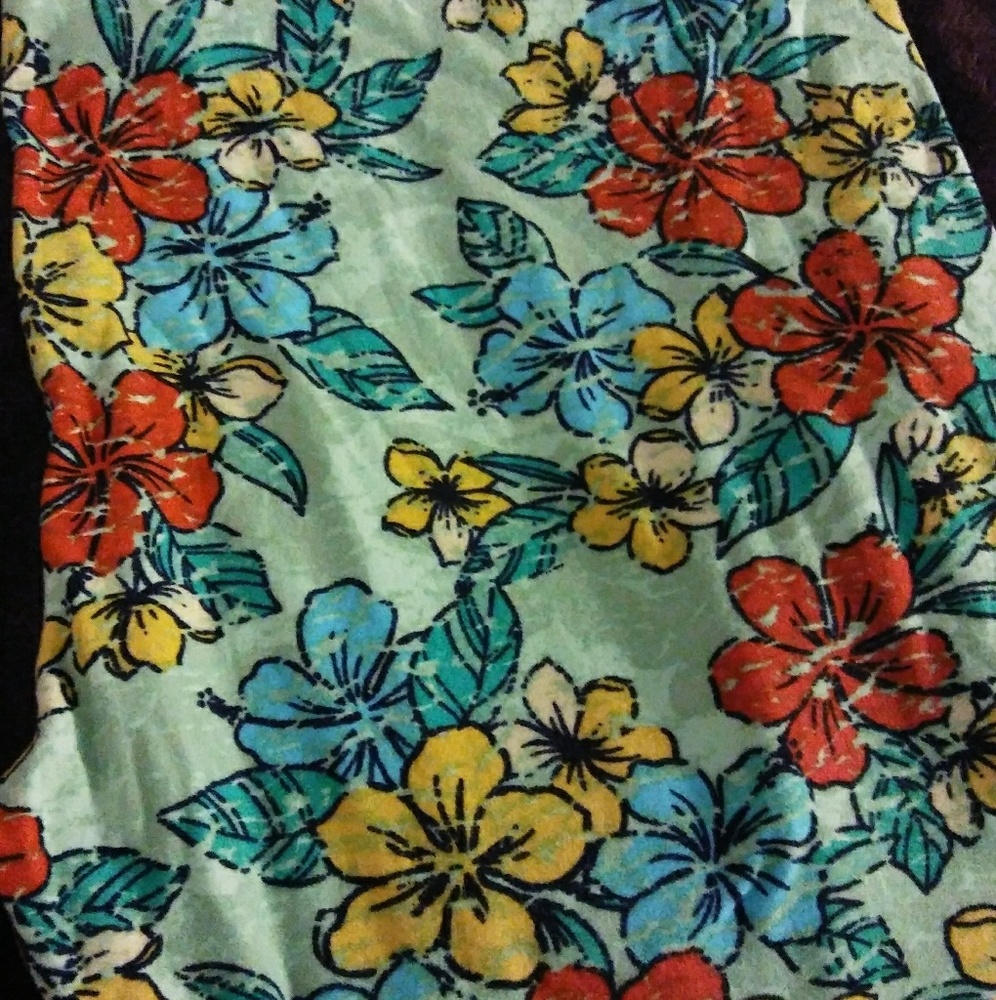 *Sold* Tropical TC Lularoe Leggings