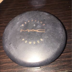 Mac cosmetics golden Bronzer