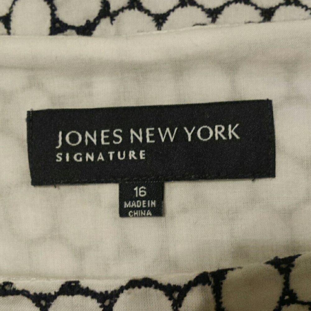 Jones of NY Adorable Spring skirt
