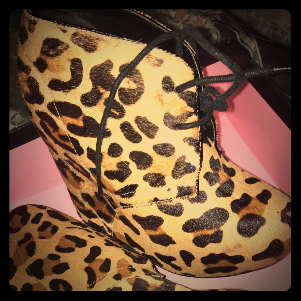 Steve Madden wedges!