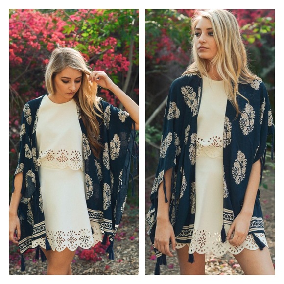 ✨HP✨ MAUI- Navy Bohemian Tassel Kimono - Picture 5 of 5