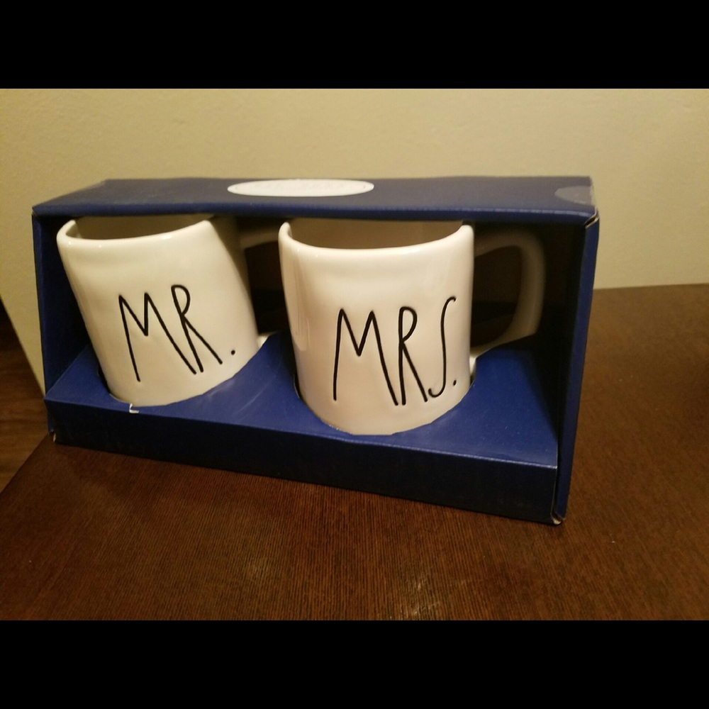 Mr. & Mrs. mugs